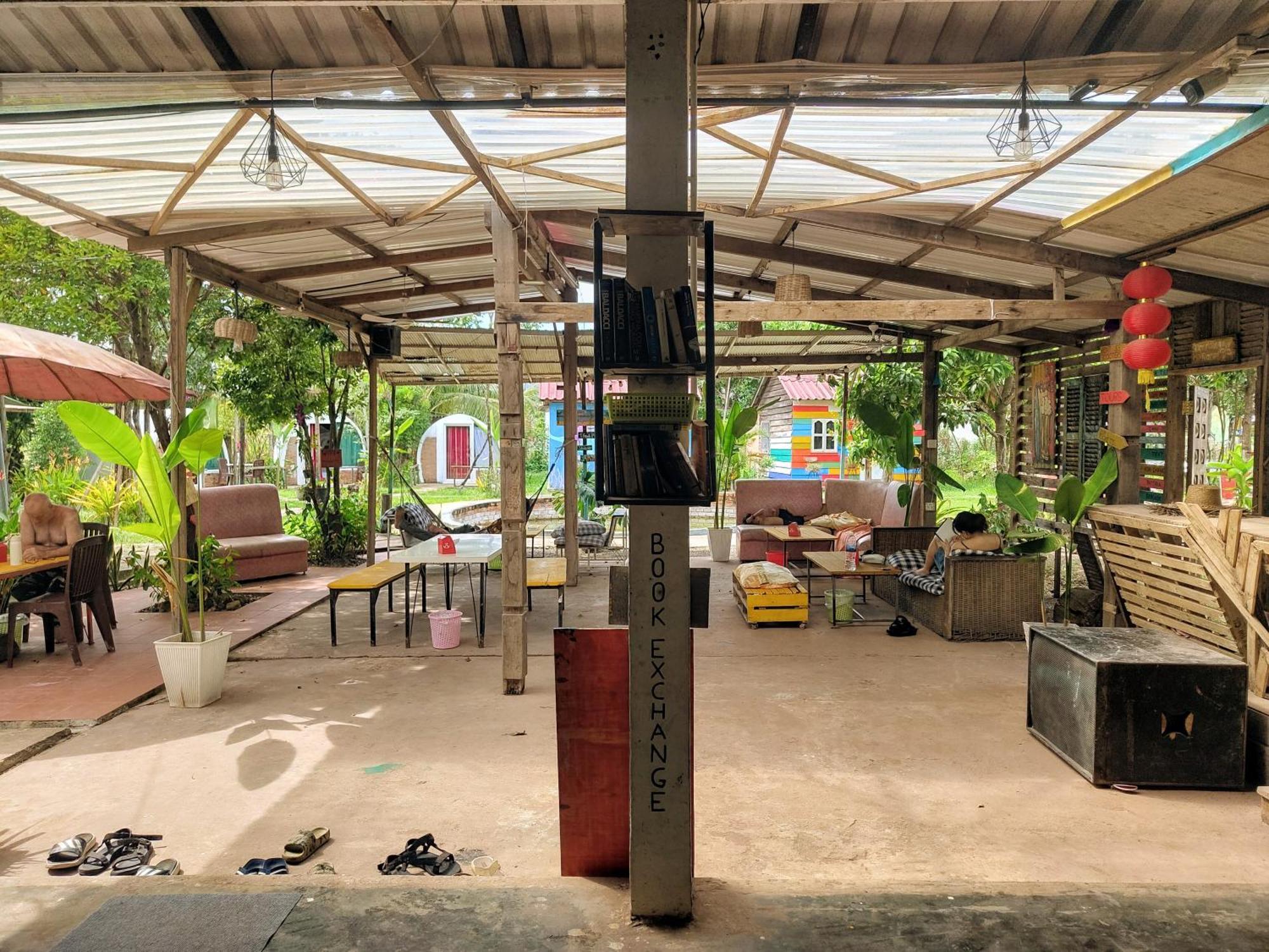 The Bear Bungalow Kampot Ngoại thất bức ảnh